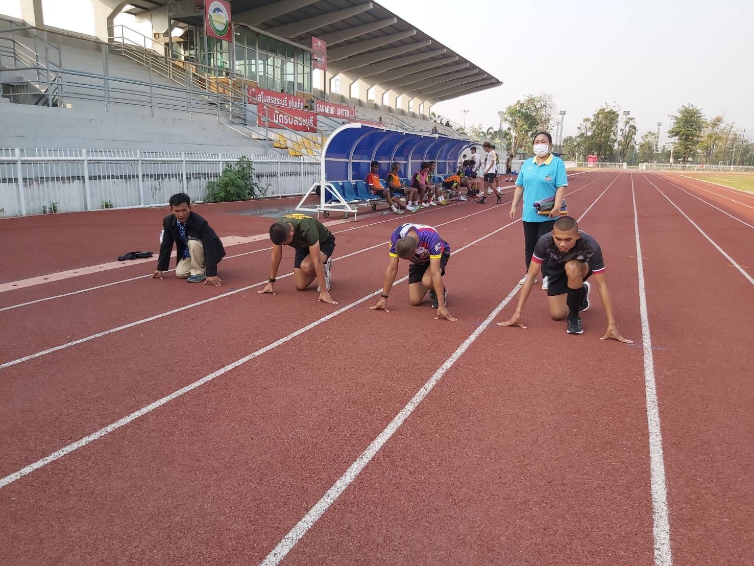 เมื่อ-021600-ก-พ-66-นศ-กศน-กรมนักเรียนและ-นศ-กองพันบริการร่วมฝึกซ้อมเตรียมแข่งขันกรีฑา-ณ-สนาม-กีฬา-อบจ-สระบุรี